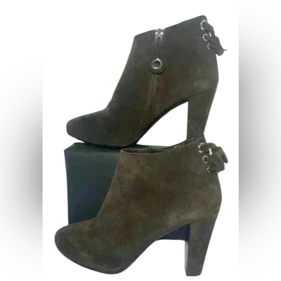 Prada The Original Car Shoe Bootie SZ 38 1/2 Euro 8.5 USA - Picture 3 of 10